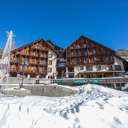 Grange Hike & Ski Sestriere Apartments - Happy Rentals المظهر الخارجي الصورة