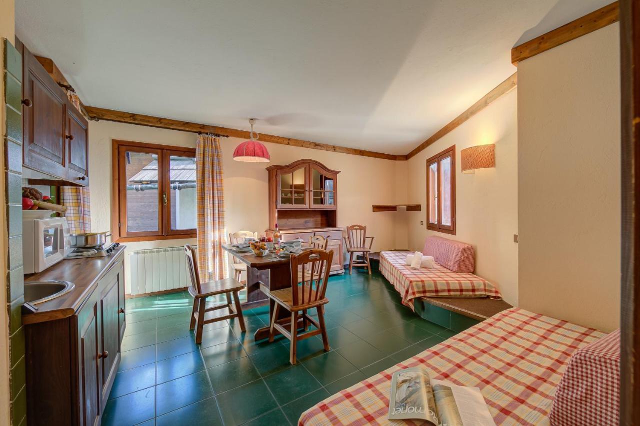 Grange Hike & Ski Sestriere Apartments - Happy Rentals المظهر الخارجي الصورة