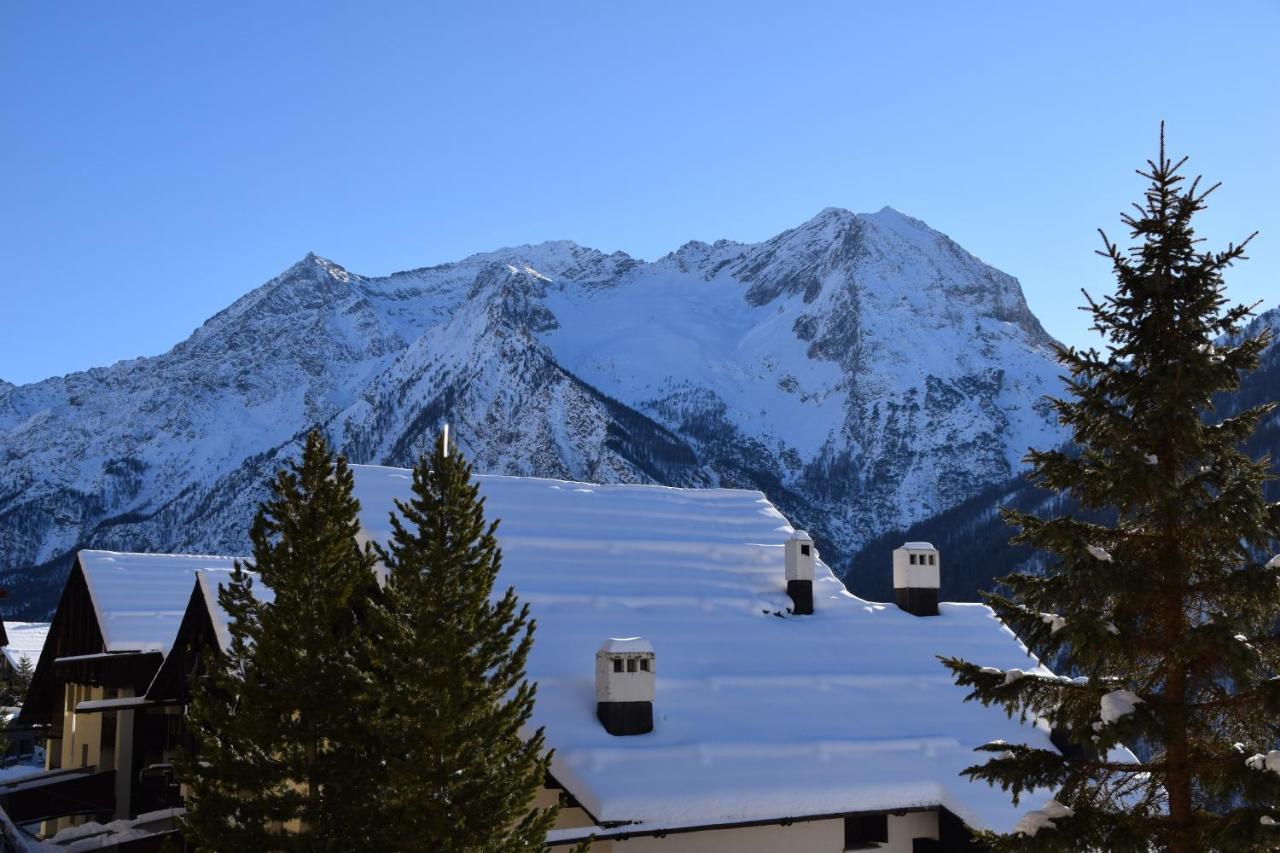 Grange Hike & Ski Sestriere Apartments - Happy Rentals المظهر الخارجي الصورة