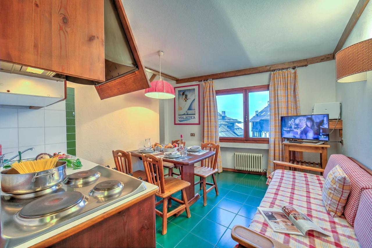 Grange Hike & Ski Sestriere Apartments - Happy Rentals المظهر الخارجي الصورة