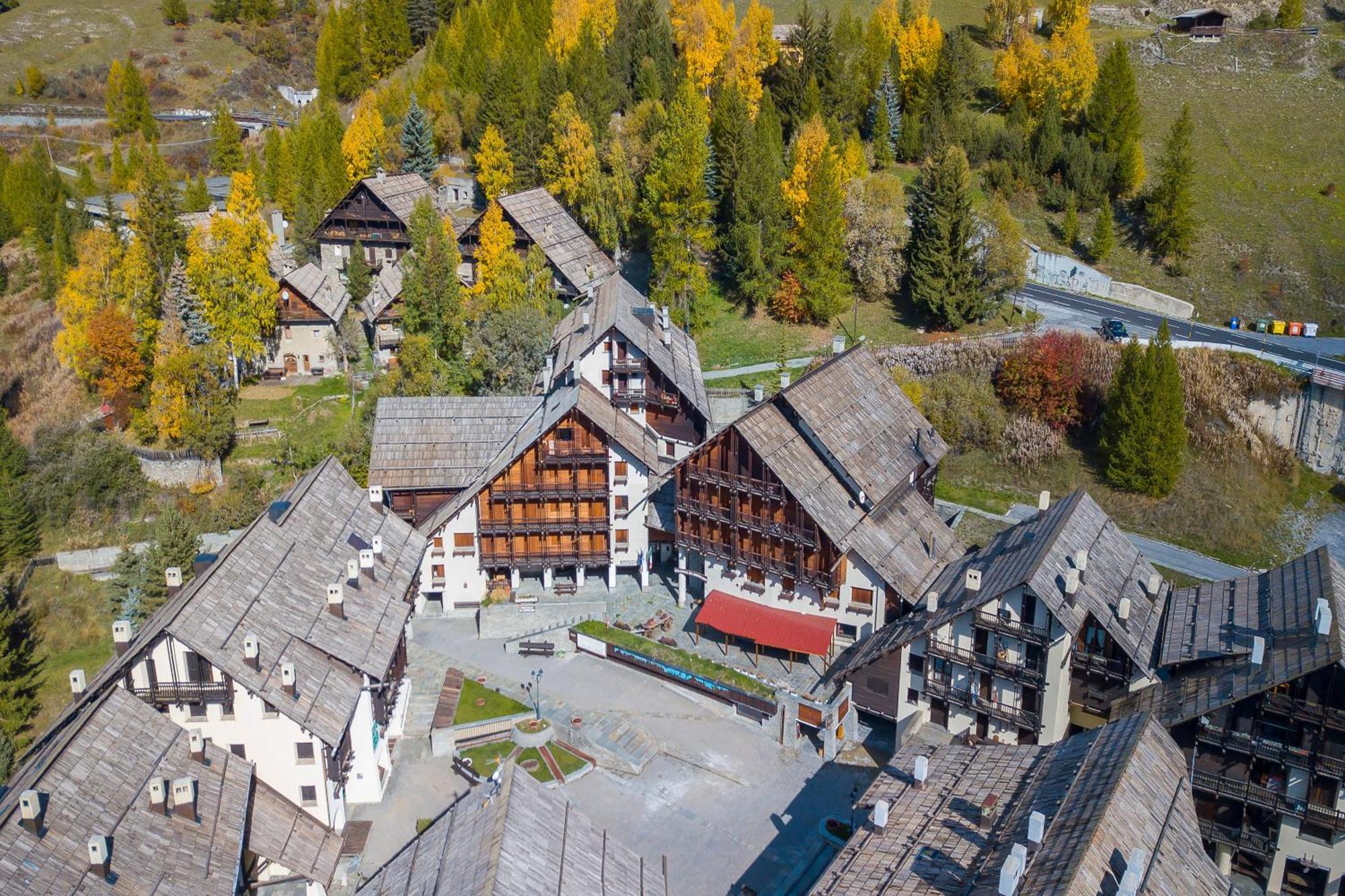 Grange Hike & Ski Sestriere Apartments - Happy Rentals المظهر الخارجي الصورة