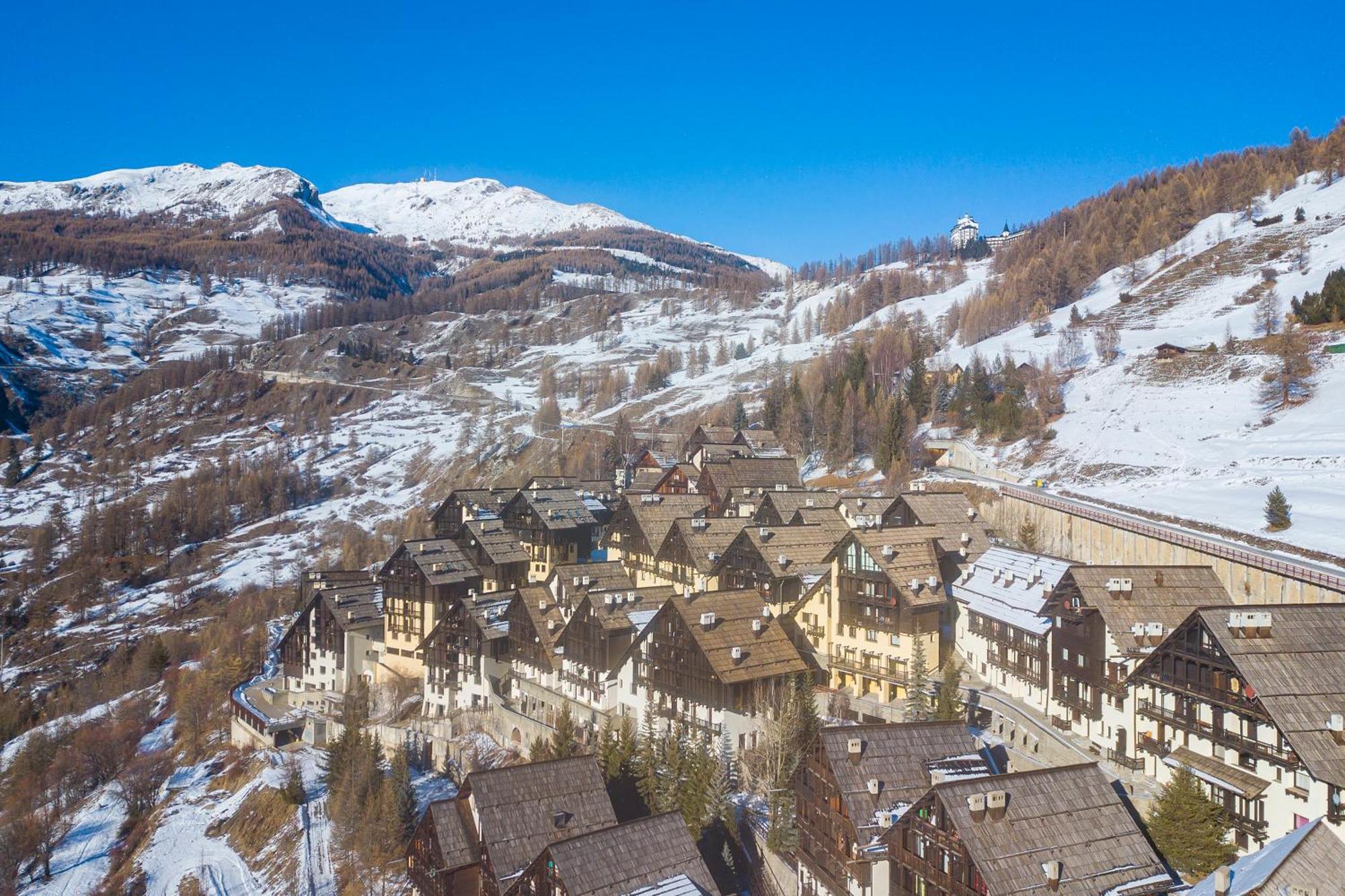 Grange Hike & Ski Sestriere Apartments - Happy Rentals المظهر الخارجي الصورة