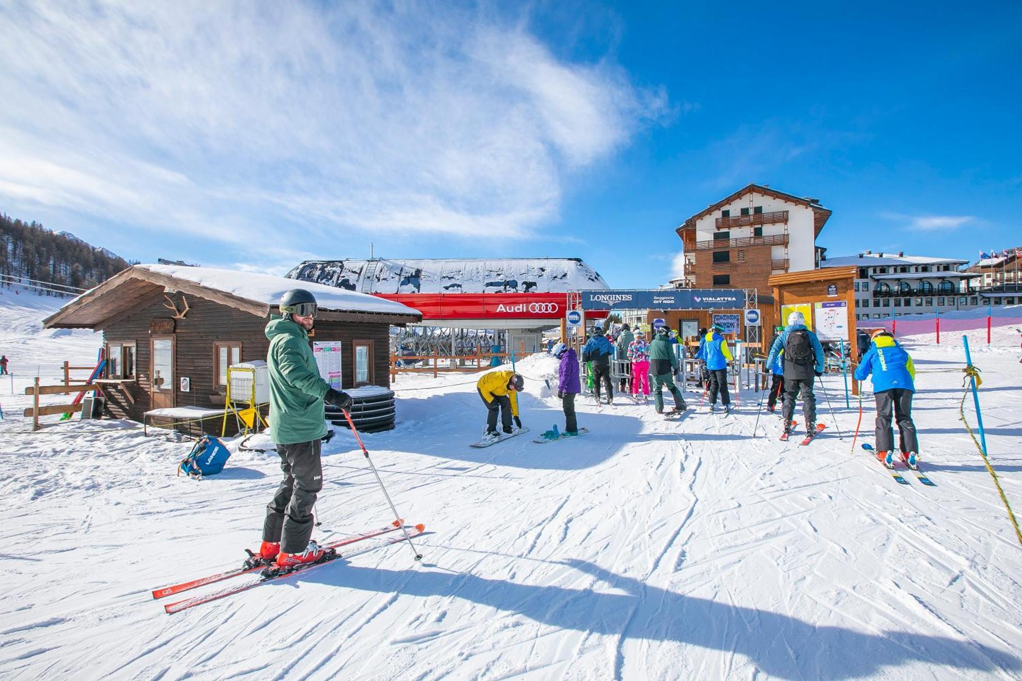 Grange Hike & Ski Sestriere Apartments - Happy Rentals المظهر الخارجي الصورة