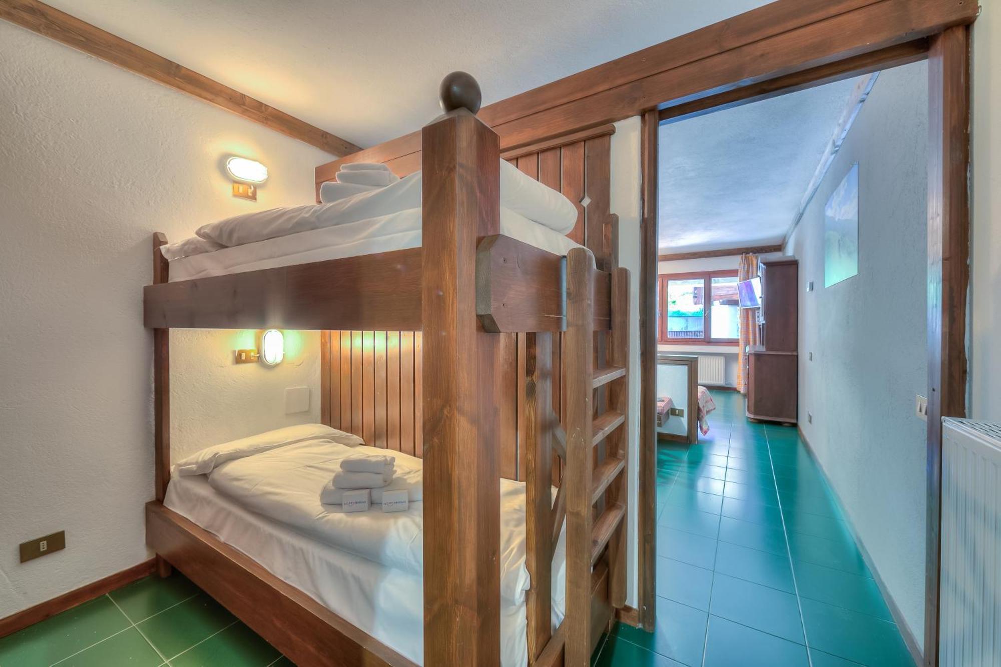 Grange Hike & Ski Sestriere Apartments - Happy Rentals المظهر الخارجي الصورة